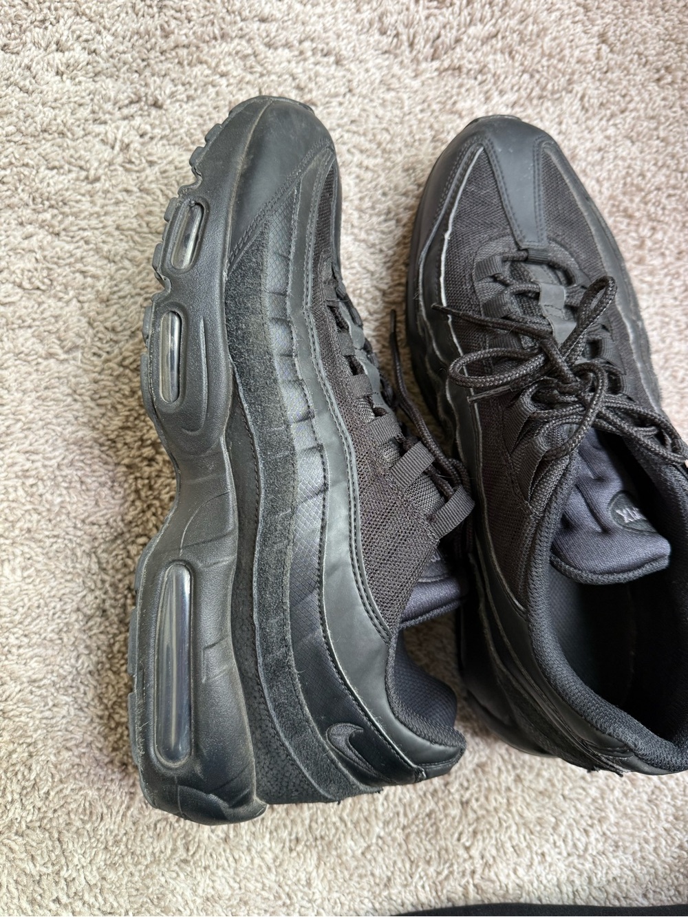 Nike Air Max 95 Essential Triple Black CI3705-001 Men’s Size 13 - Picture 8 of 9